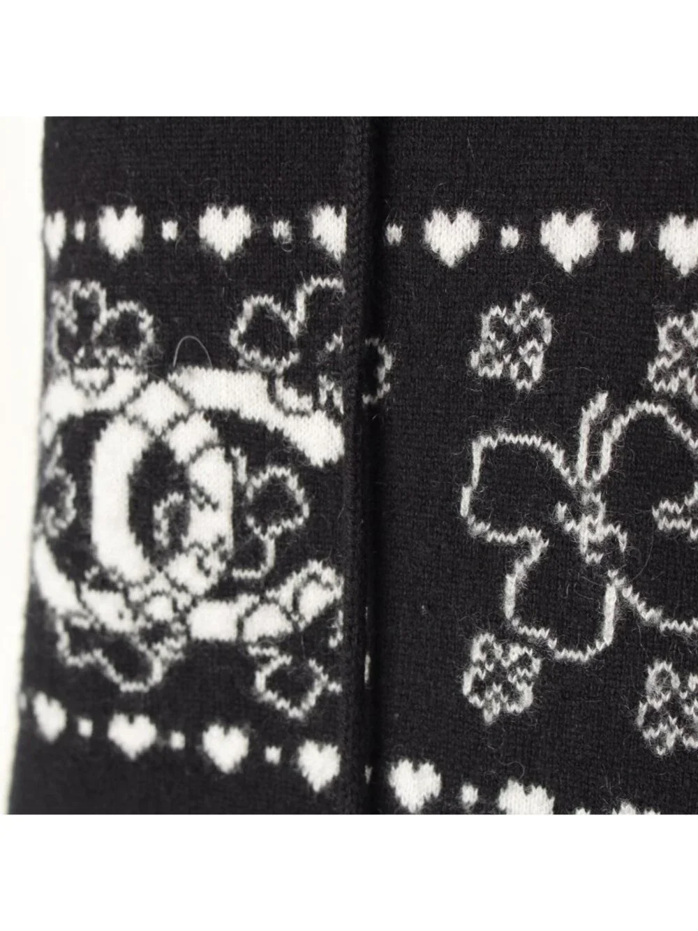 Chanel Cashmere Cotton CC Logo Clover Hoodie Knit Vest Top Black White 38